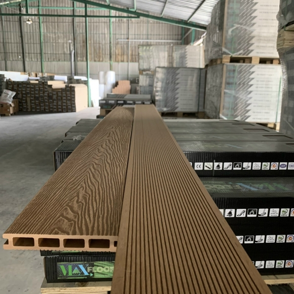 Sàn Ngoài Trời Lỗ Vuông - 6